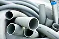 Tubes en PVC extrudé.
