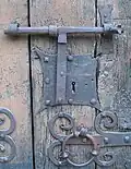 Verrou sur porte d'église, travail de forgeron