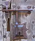 Verrou sur porte d'église, travail de forgeron