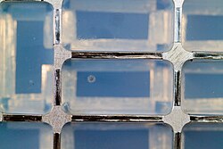 Impact d'une particule de la comète dans l'aérogel.