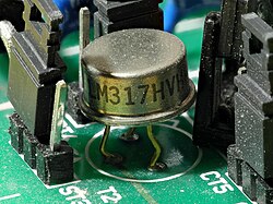 Boîtier de forme ronde (transistor).