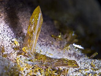 Phosphates, arséniates, vanadatesLegrandite