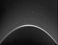 L'ombre de Saturne masque l'anneau G rétroéclairé et son arc intérieur particulièrement brillant.