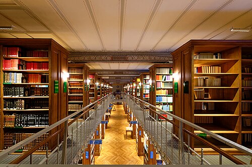 La bibliothèque de l'ENC.