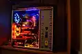 Mod Quad SLI 2: basé sur le même boîtier que le Quad SLI mais avec d'autres composants: SSD, bandeau LED.