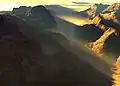 Des montagnes créées et rendues dans Terragen