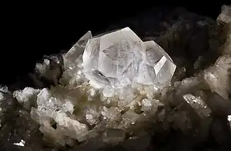 Calcite (dureté 3).